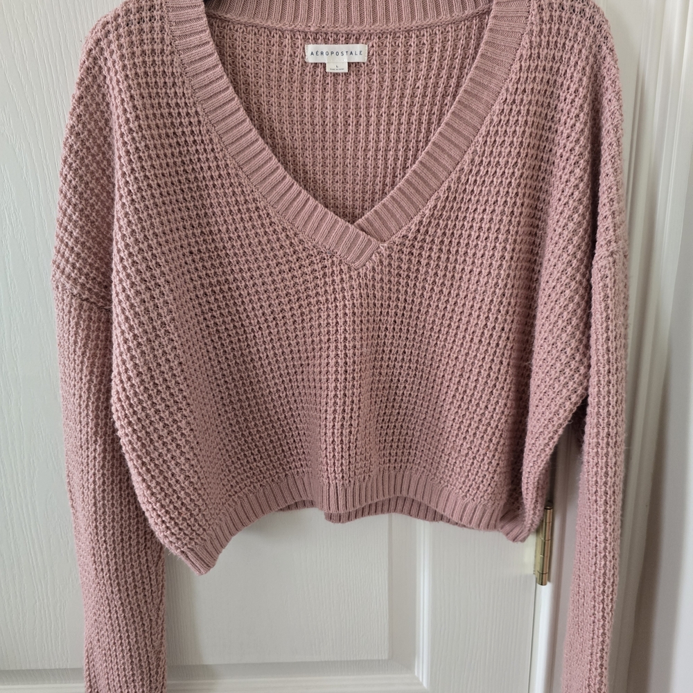 Aeropostale Cropped Dusty Rose‎ V-Neck Sweater